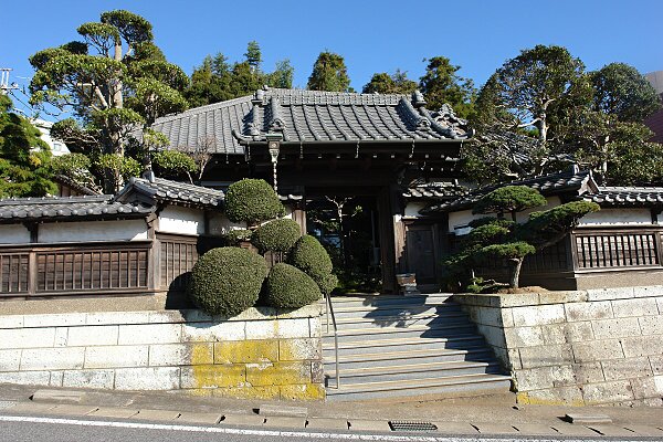 Japan.tour.01.jpg