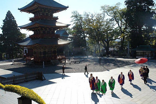 Japan.tour.10.jpg